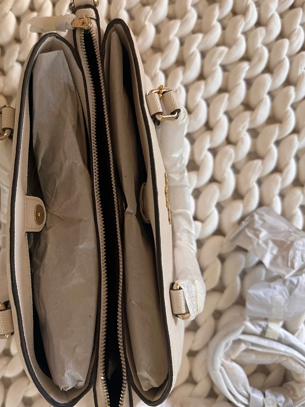 Coach Pebbled Leather Dome Satchel NWT Cream